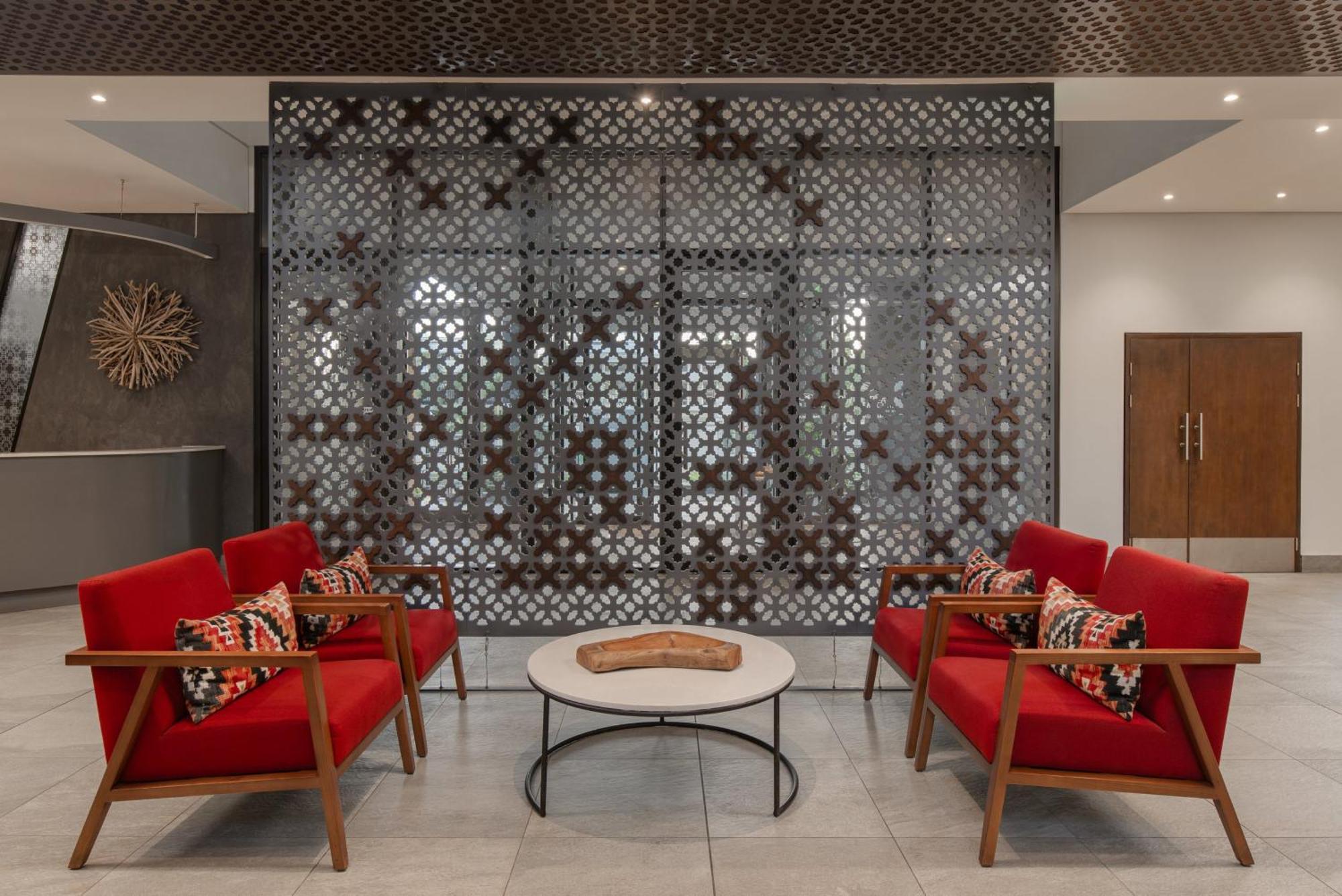 Crowne Plaza - Dar Es Salaam By Ihg Hotel ภายนอก รูปภาพ