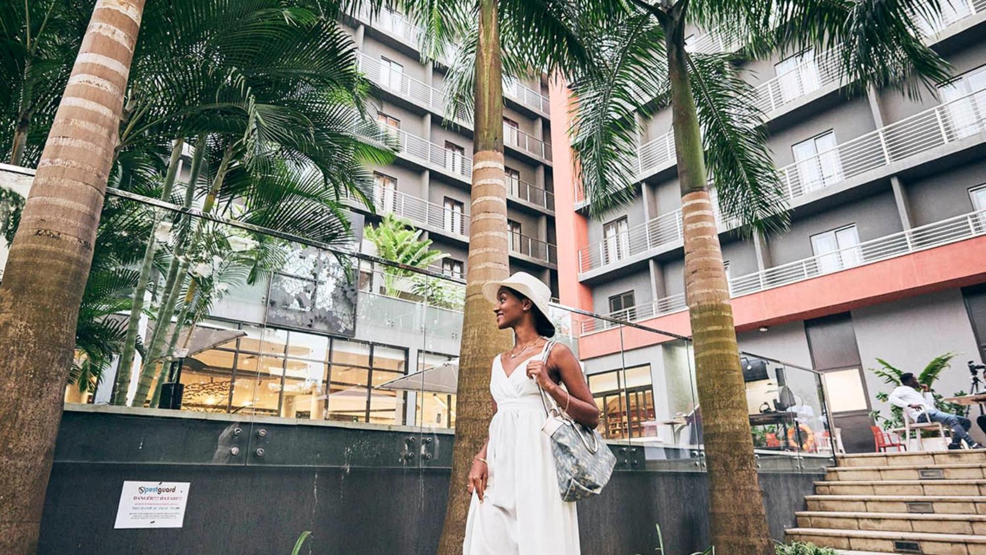 Crowne Plaza - Dar Es Salaam By Ihg Hotel ภายนอก รูปภาพ